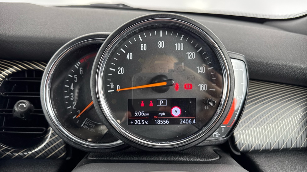 MINI Convertible 2.0 Cooper S Resolute Edition 2dr Auto Petrol Convertible - Image 9