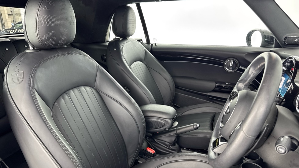 MINI Convertible 2.0 Cooper S Resolute Edition 2dr Auto Petrol Convertible - Image 11