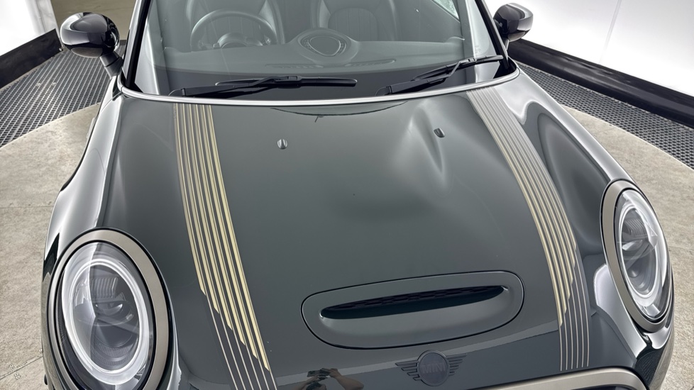 MINI Convertible 2.0 Cooper S Resolute Edition 2dr Auto Petrol Convertible - Image 30