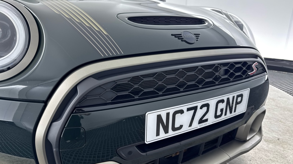 MINI Convertible 2.0 Cooper S Resolute Edition 2dr Auto Petrol Convertible - Image 32