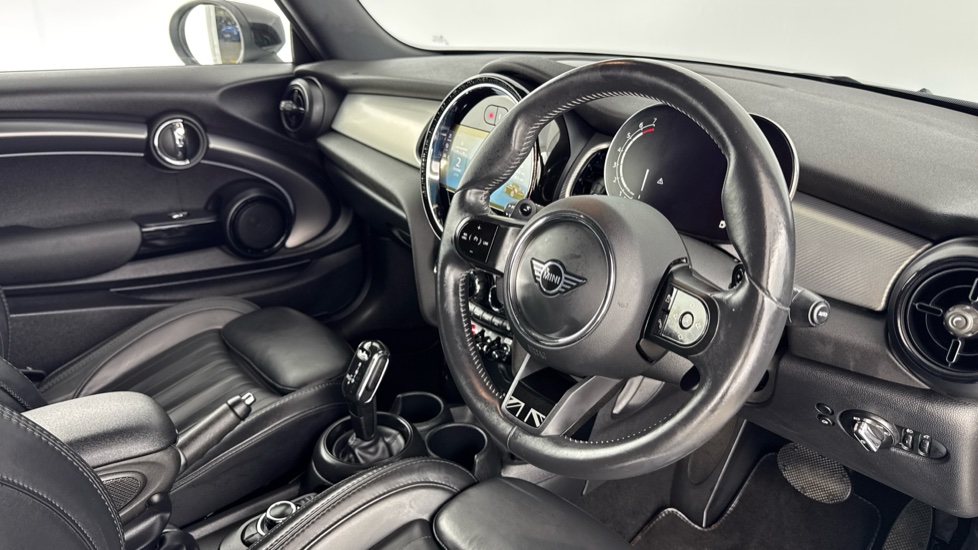 MINI Cooper 2.0 S Exclusive 2dr Auto Petrol Convertible - Image 6