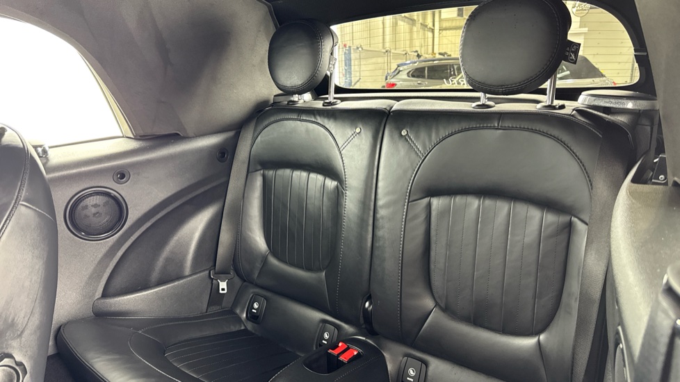 MINI Cooper 2.0 S Exclusive 2dr Auto Petrol Convertible - Image 12