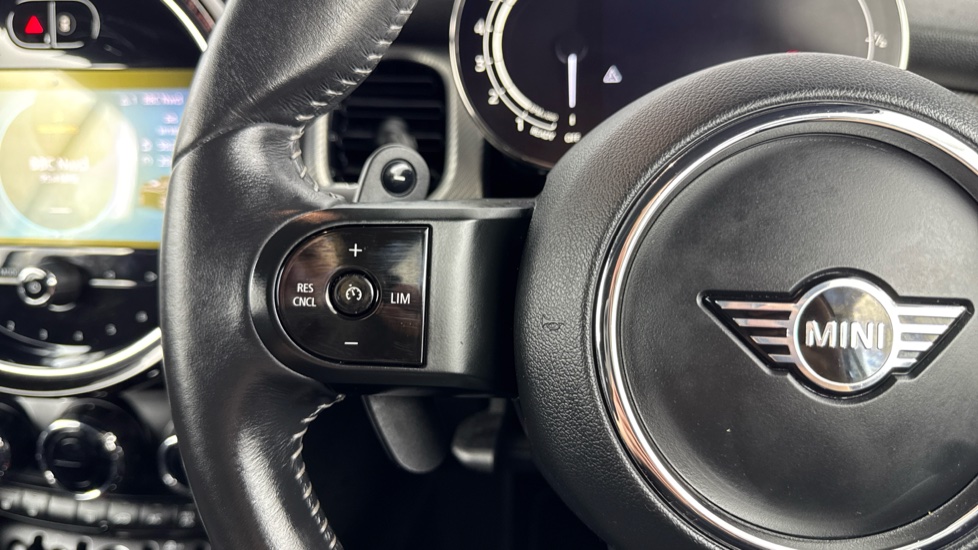 MINI Cooper 2.0 S Exclusive 2dr Auto Petrol Convertible - Image 17