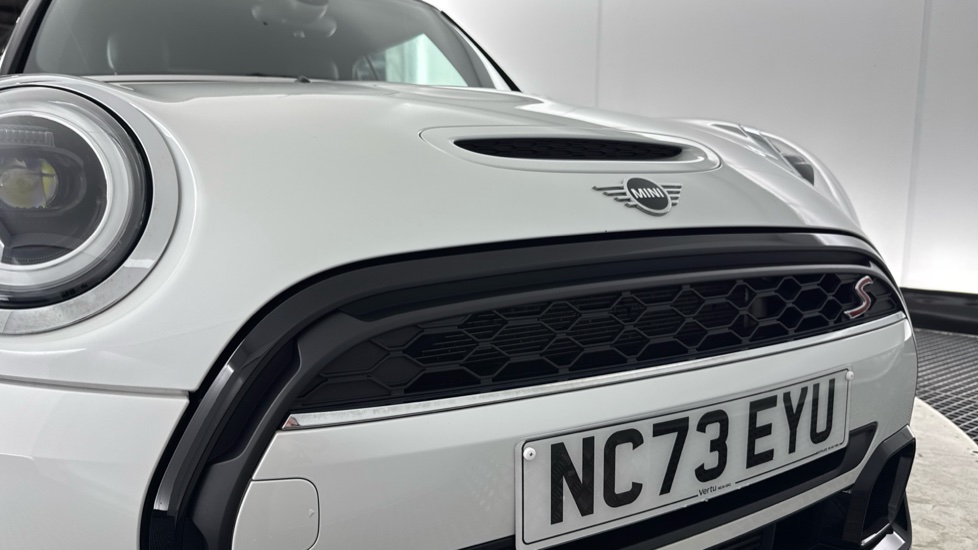 MINI Cooper 2.0 S Exclusive 2dr Auto Petrol Convertible - Image 30