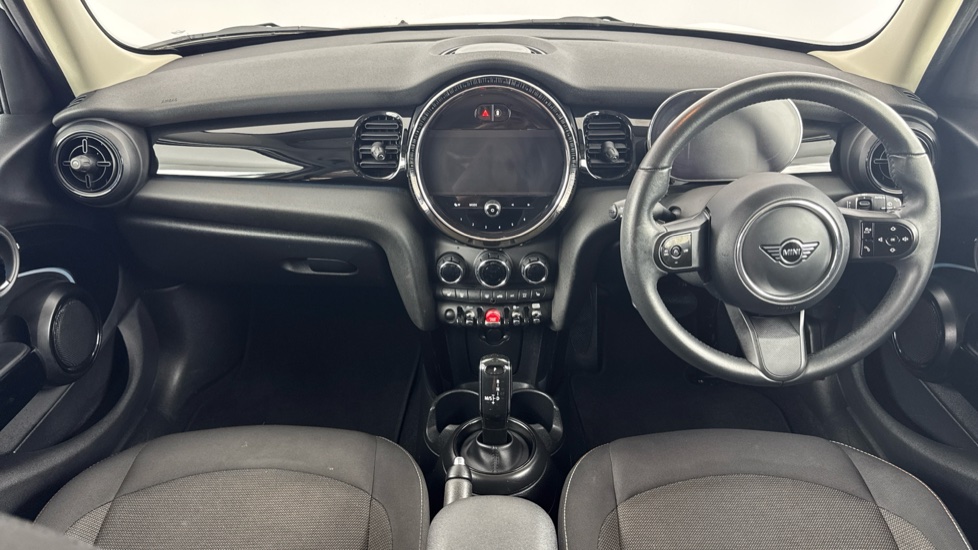 MINI Hatchback 1.5 Cooper Classic Premium 5dr Auto Petrol Hatchback - Image 4