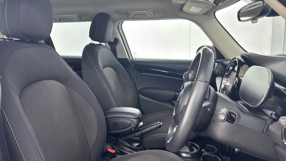MINI Hatchback 1.5 Cooper Classic Premium 5dr Auto Petrol Hatchback - Image 11