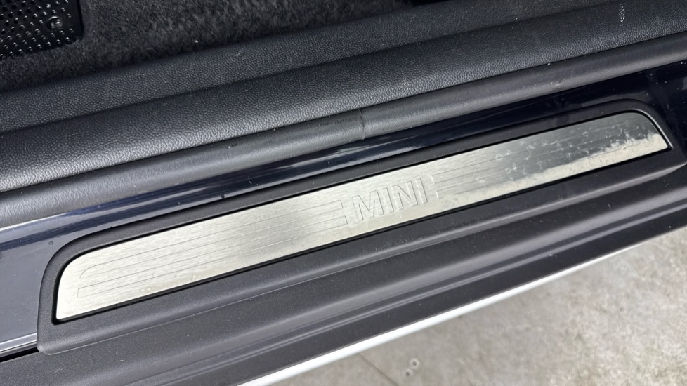 MINI Countryman 1.5 C Exclusive 5dr Auto Petrol Hatchback - Image 40