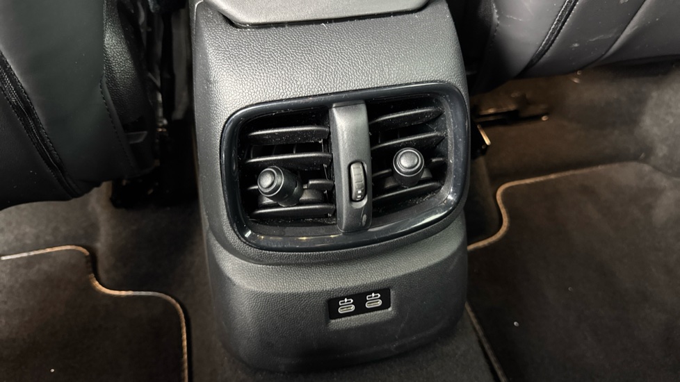 MINI Countryman 1.5 C Exclusive 5dr Auto Petrol Hatchback - Image 51