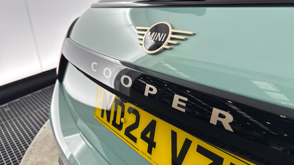 MINI Cooper 1.5 C Classic [Level 1] 3dr Auto Petrol Hatchback - Image 24