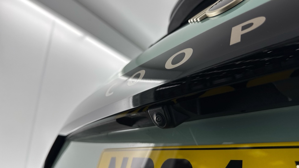 MINI Cooper 1.5 C Classic [Level 1] 3dr Auto Petrol Hatchback - Image 25