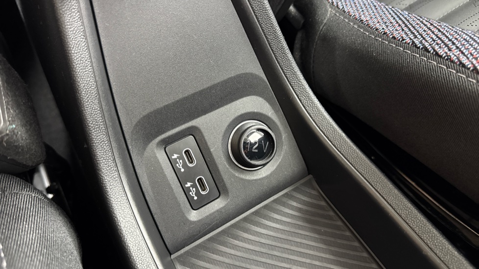 MINI Cooper 1.5 C Classic [Level 1] 3dr Auto Petrol Hatchback - Image 47
