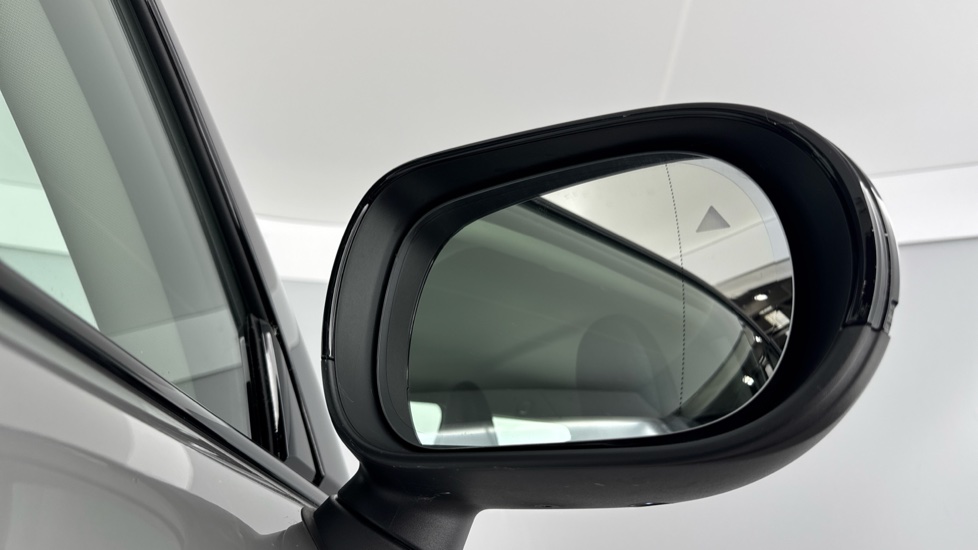 MINI Cooper 2.0 S Classic 3dr Auto Petrol Hatchback - Image 29