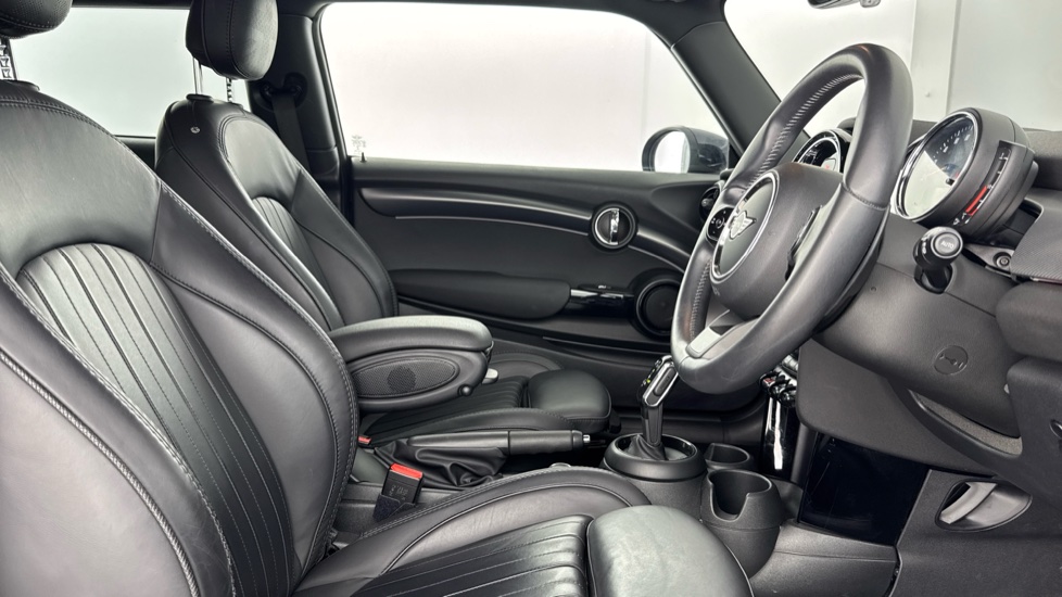 MINI Hatchback 2.0 Cooper S Exclusive 3dr Auto Petrol Hatchback - Image 11