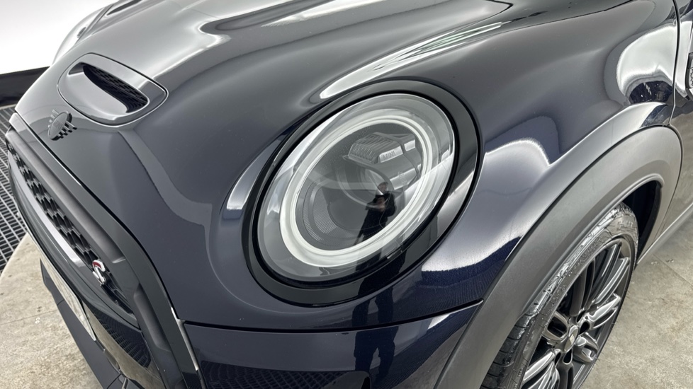 MINI Hatchback 2.0 Cooper S Exclusive 3dr Auto Petrol Hatchback - Image 23