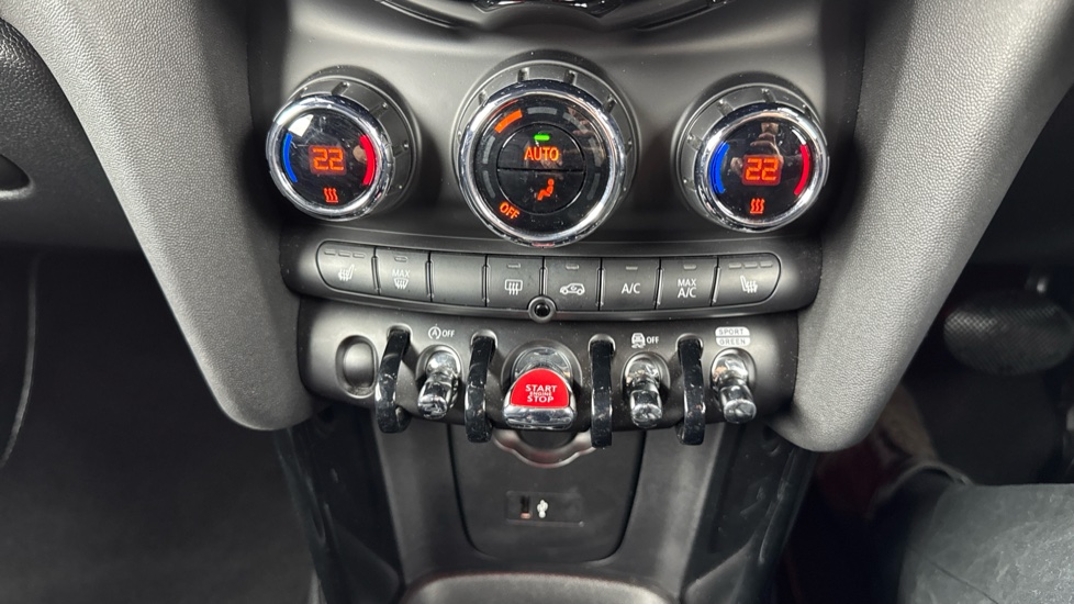 MINI Hatchback 2.0 Cooper S Exclusive 3dr Auto Petrol Hatchback - Image 38