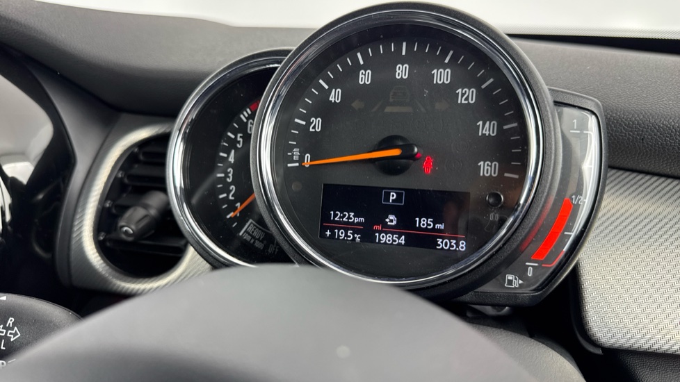 MINI Hatchback 2.0 Cooper S Exclusive 3dr Auto Petrol Hatchback - Image 44