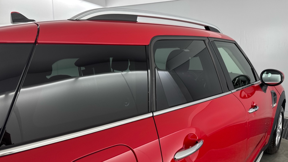 MINI Countryman 1.5 Cooper Classic 5dr Petrol Hatchback - Image 27