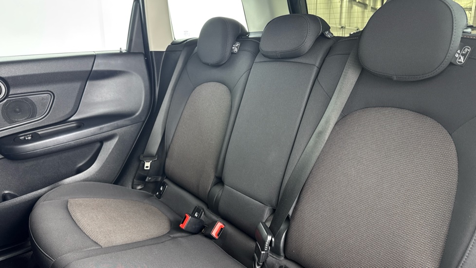 MINI Countryman 1.5 Cooper Classic 5dr Auto Petrol Hatchback - Image 12