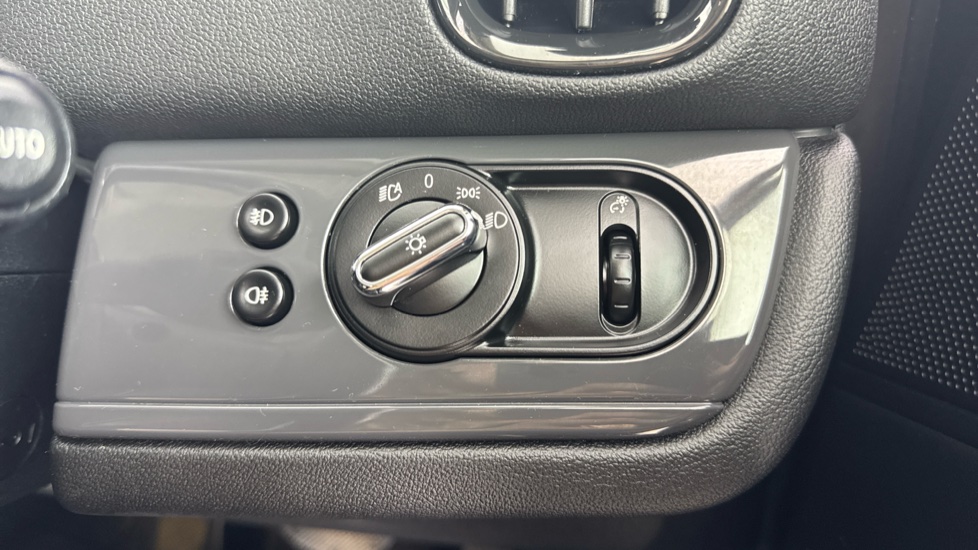 MINI Countryman 1.5 Cooper Classic 5dr Auto Petrol Hatchback - Image 54