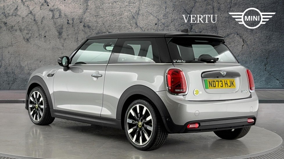MINI Hatchback 135kW Cooper S Level 3 33kWh 3dr Auto Electric Hatchback - Image 2