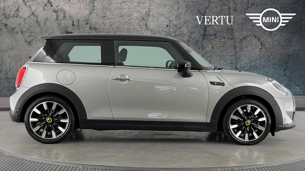 MINI Hatchback 135kW Cooper S Level 3 33kWh 3dr Auto Electric Hatchback - Image 3