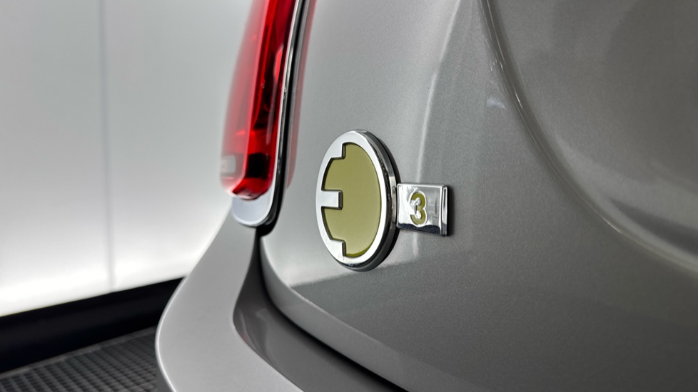 MINI Hatchback 135kW Cooper S Level 3 33kWh 3dr Auto Electric Hatchback - Image 26