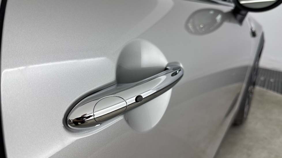 MINI Hatchback 135kW Cooper S Level 3 33kWh 3dr Auto Electric Hatchback - Image 29