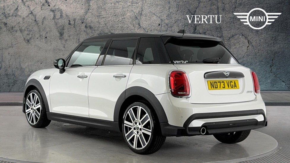 MINI Hatchback 1.5 Cooper Exclusive Premium 5dr Auto Petrol Hatchback - Image 2