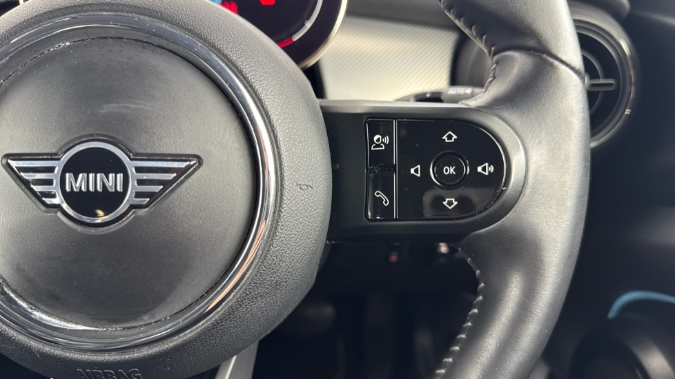 MINI Hatchback 1.5 Cooper Exclusive Premium 5dr Auto Petrol Hatchback - Image 18