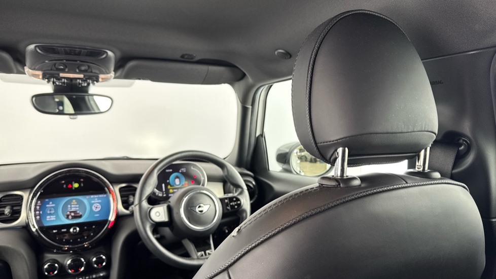 MINI Hatchback 1.5 Cooper Exclusive Premium 5dr Auto Petrol Hatchback - Image 39