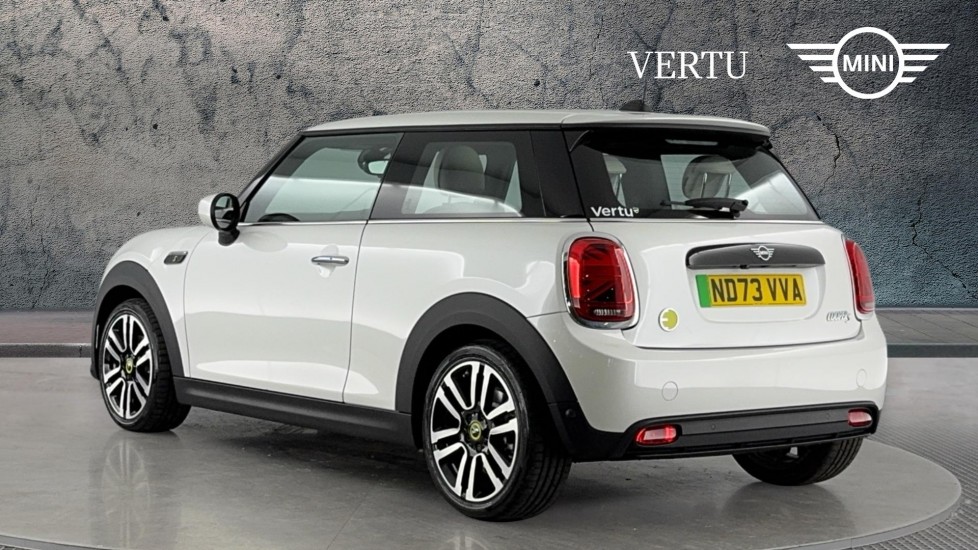 MINI Hatchback 135kW Cooper S Level 3 33kWh 3dr Auto Electric Hatchback - Image 2