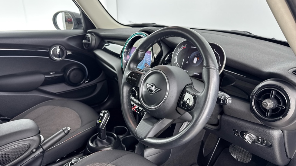 MINI Hatchback 1.5 Cooper Classic II 5dr Petrol Hatchback - Image 6