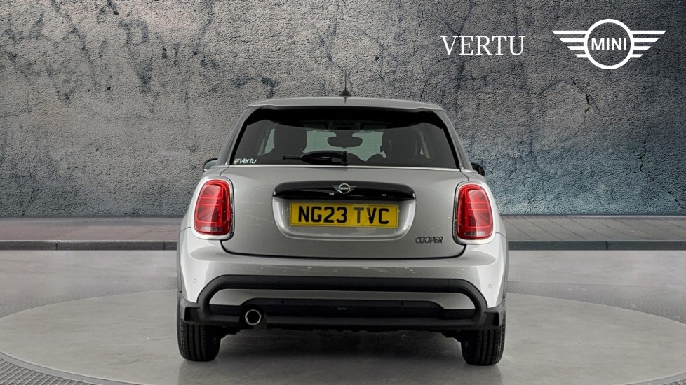 MINI Hatchback 1.5 Cooper Classic Premium 5dr Auto Petrol Hatchback - Image 15