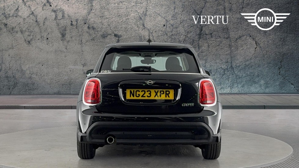 MINI Hatchback 1.5 Cooper Classic Premium 5dr Auto Petrol Hatchback - Image 15