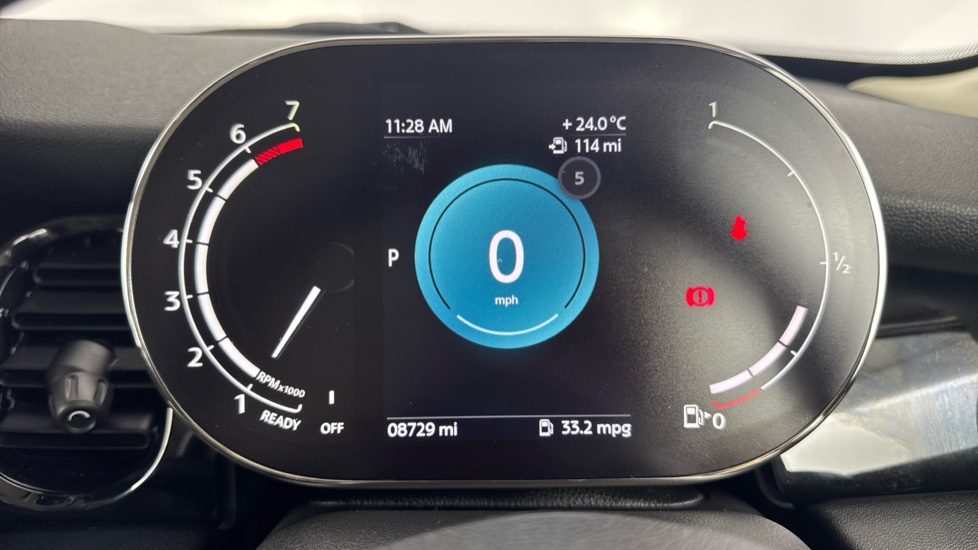 MINI Hatchback 1.5 Cooper Classic Premium 5dr Auto Petrol Hatchback - Image 9