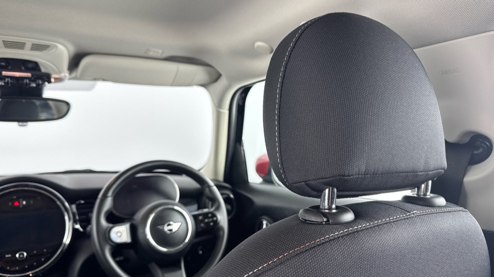MINI Hatchback 1.5 Cooper Classic Premium 5dr Auto Petrol Hatchback - Image 39