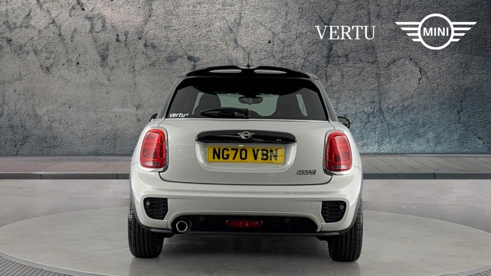 MINI Hatchback 1.5 Cooper Sport II 5dr Auto Petrol Hatchback - Image 15