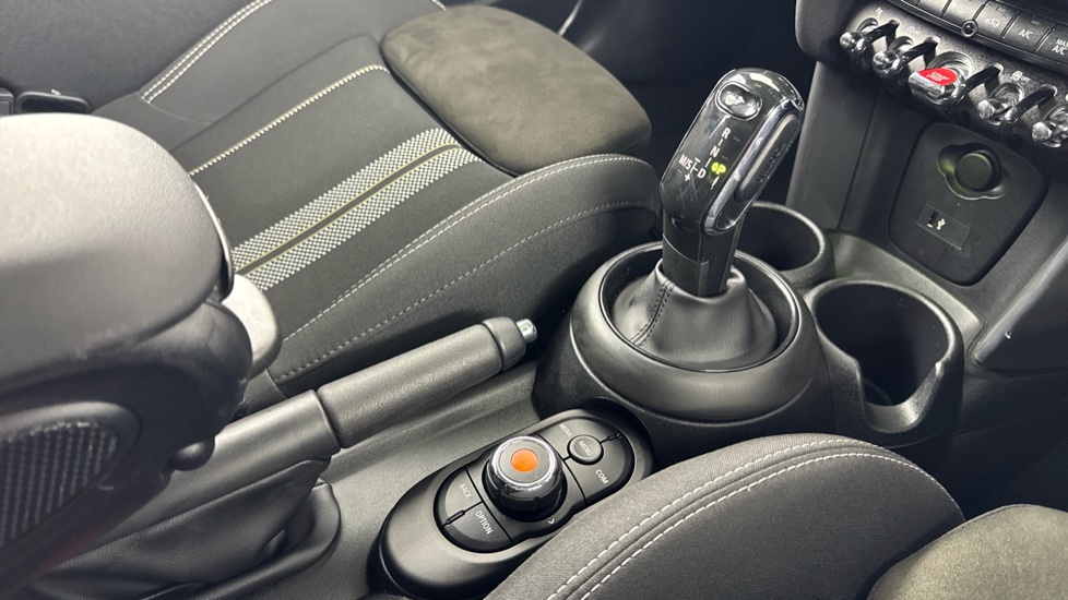 MINI Hatchback 1.5 Cooper Sport II 5dr Auto Petrol Hatchback - Image 10