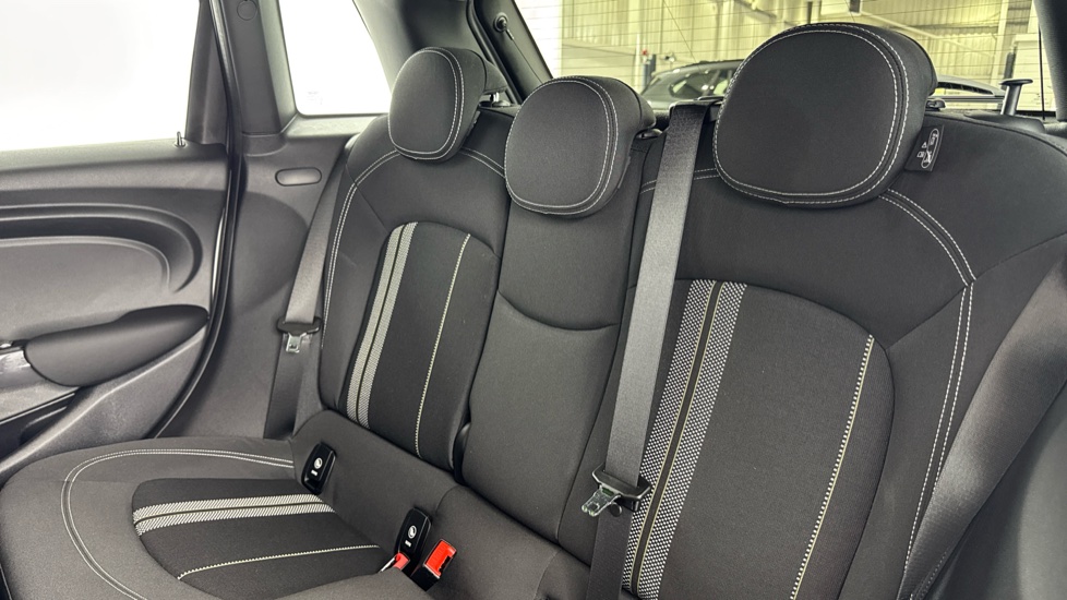 MINI Hatchback 1.5 Cooper Sport II 5dr Auto Petrol Hatchback - Image 12