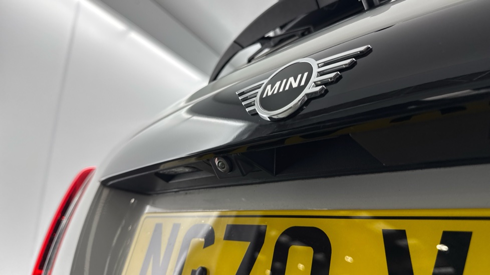 MINI Hatchback 1.5 Cooper Sport II 5dr Auto Petrol Hatchback - Image 25