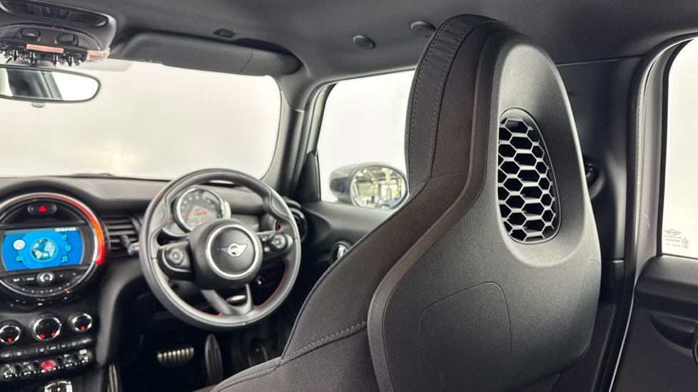 MINI Hatchback 1.5 Cooper Sport II 5dr Auto Petrol Hatchback - Image 38