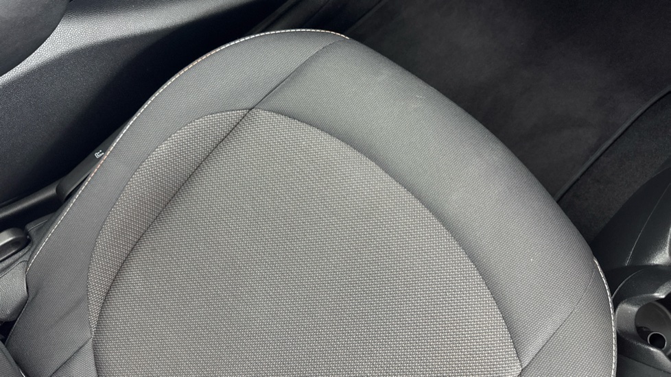 MINI Cooper 1.5 C Classic 5dr Auto Petrol Hatchback - Image 47