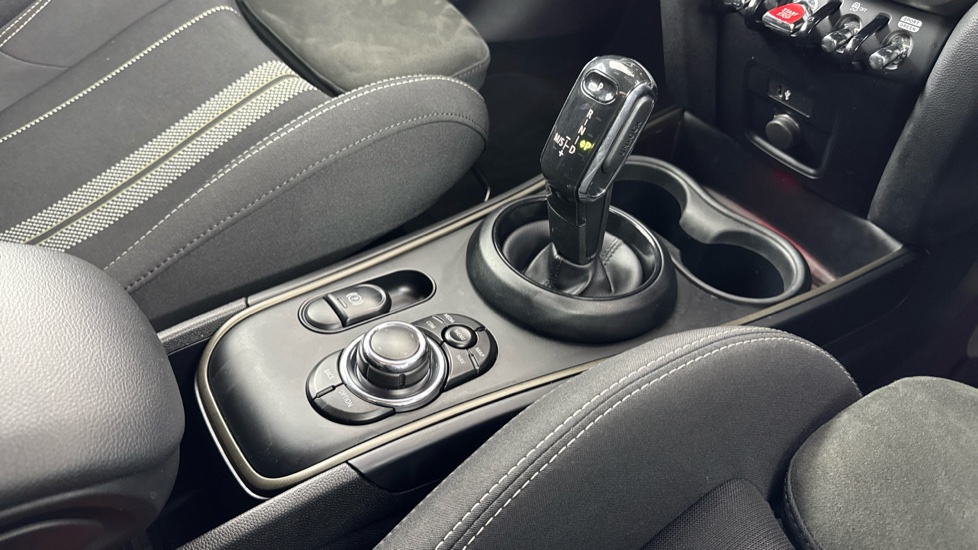 MINI Countryman 1.5 Cooper Shadow Edition 5dr Auto [Comf/Nav+ Pk] Petrol Hatchback - Image 10