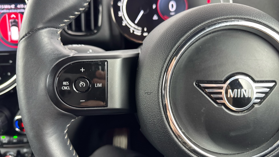 MINI Countryman 1.5 Cooper Shadow Edition 5dr Auto [Comf/Nav+ Pk] Petrol Hatchback - Image 17