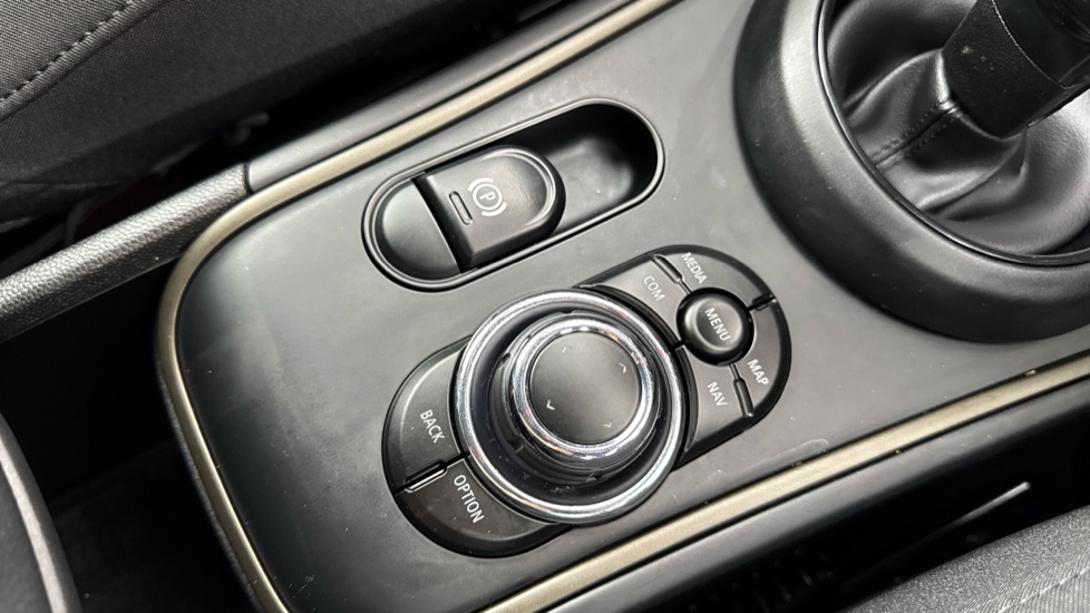 MINI Countryman 1.5 Cooper Shadow Edition 5dr Auto [Comf/Nav+ Pk] Petrol Hatchback - Image 19