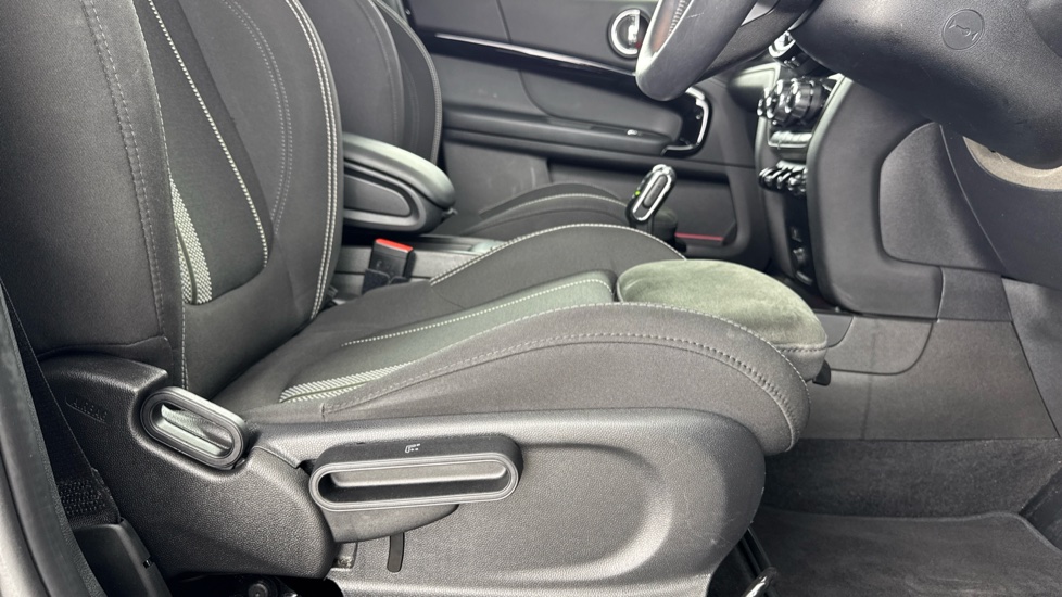 MINI Countryman 1.5 Cooper Shadow Edition 5dr Auto [Comf/Nav+ Pk] Petrol Hatchback - Image 46
