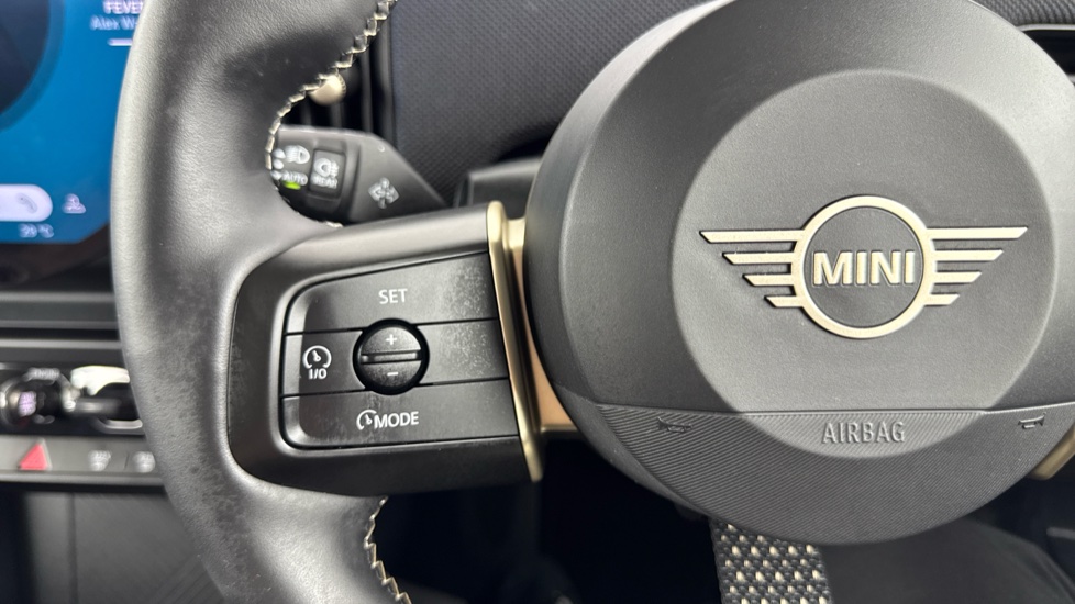 MINI Cooper 1.5 C Classic 5dr Auto Petrol Hatchback - Image 17