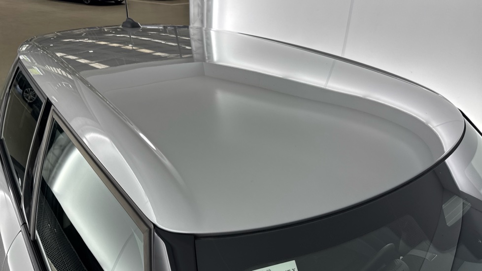 MINI Cooper 1.5 C Classic 5dr Auto Petrol Hatchback - Image 21