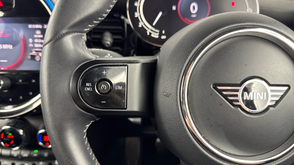 MINI Hatchback 1.5 Cooper Sport 3dr Petrol Hatchback - Image 17