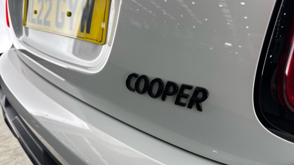 MINI Hatchback 1.5 Cooper Sport 3dr Petrol Hatchback - Image 24